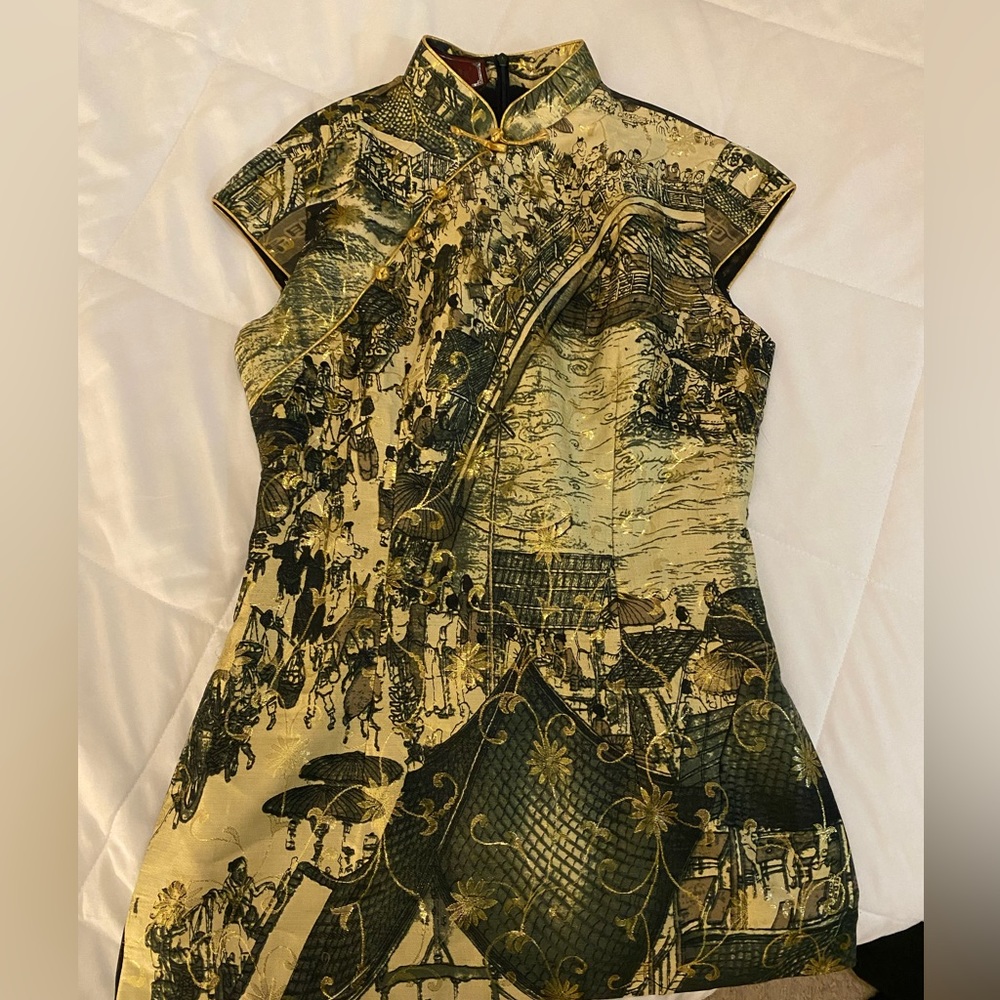 Asian graphic top